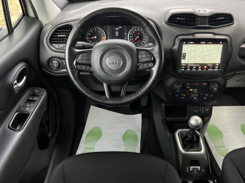 JEEP RENEGADE BROOKLYN EDITION 1.6 E TORQ 110 1ERE MAIN / GPS APPLE CARPLAY KEYLESS - Garantie 1an