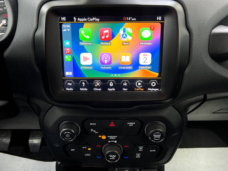 JEEP RENEGADE BROOKLYN EDITION 1.6 E TORQ 110 1ERE MAIN / GPS APPLE CARPLAY KEYLESS - Garantie 1an
