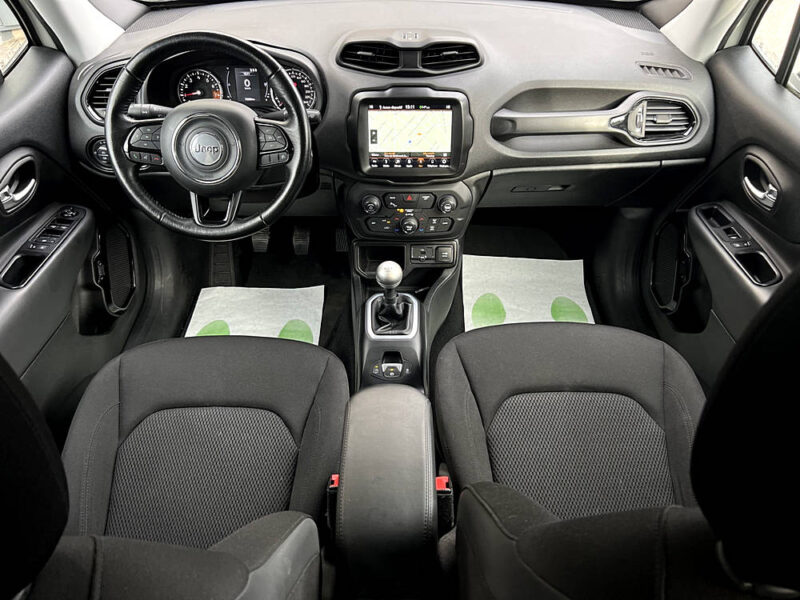 JEEP RENEGADE BROOKLYN EDITION 1.6 E TORQ 110 1ERE MAIN / GPS APPLE CARPLAY KEYLESS - Garantie 1an