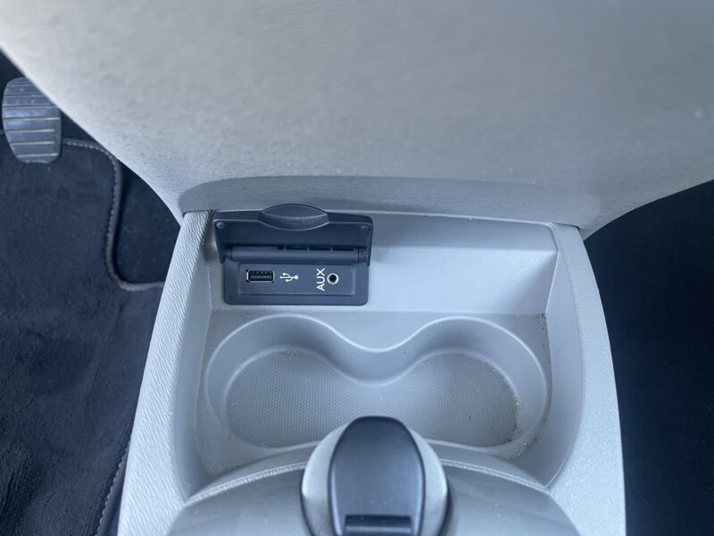 RENAULT TWINGO II 2012