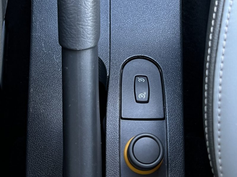 RENAULT CLIO III PHASE 2 GT 1.6 128 Cv 1ERE MAIN / ORIGINE FRANCE GPS TOMTOM 5 PORTES - Garantie 1an