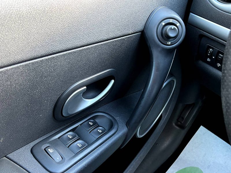 RENAULT CLIO III PHASE 2 GT 1.6 128 Cv 1ERE MAIN / ORIGINE FRANCE GPS TOMTOM 5 PORTES - Garantie 1an