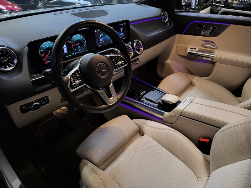 MERCEDES GLA 250e 1.4L 218CH EQ POWER 8G-DCT PROGRESSIVE LINE / TOIT OUVRANT+CAMERA 360+CARPLAY