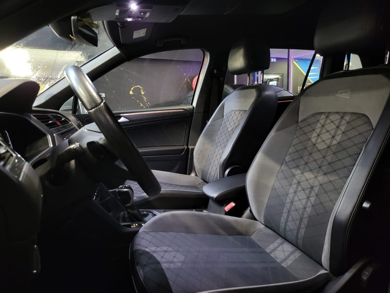 VOLKSWAGEN TIGUAN 2.0 TDi 150cv R-LINE 7 PLACES DSG7 ACC / VIRTUAL COCKPIT / 360°