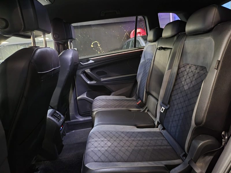 VOLKSWAGEN TIGUAN 2.0 TDi 150cv R-LINE 7 PLACES DSG7 ACC / VIRTUAL COCKPIT / 360°