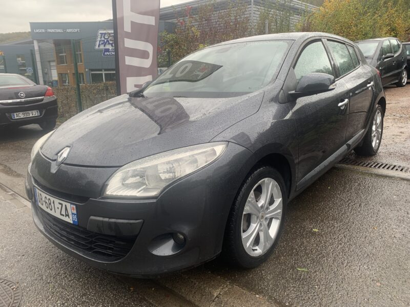 RENAULT MEGANE III 1.9DCI 131CV