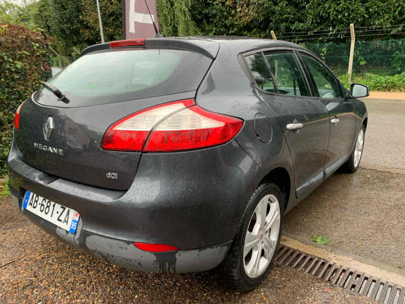 RENAULT MEGANE III 1.9DCI 131CV