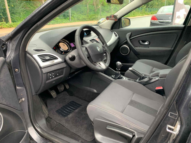 RENAULT MEGANE III 1.9DCI 131CV