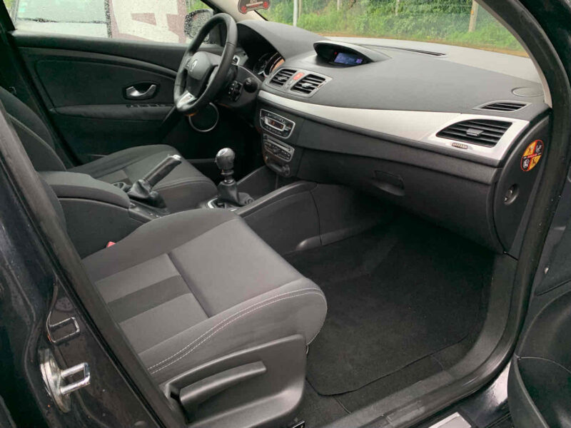 RENAULT MEGANE III 1.9DCI 131CV