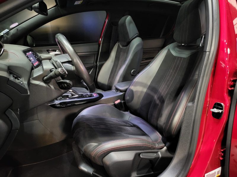 PEUGEOT 308 1.6 THP 225cv GT EAT // APPLE CARPLAY/TOIT PANORAMIQUE/CAMERA DE RECUL