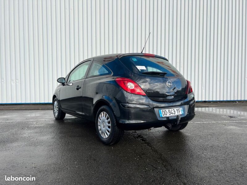 OPEL CORSA D 2014