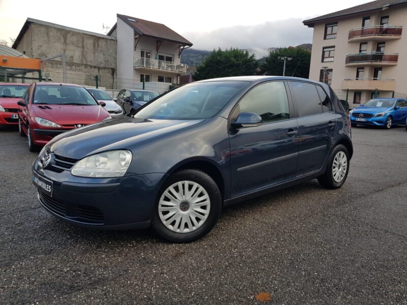 VOLKSWAGEN GOLF V 1.6i 102CV TRENDLINE