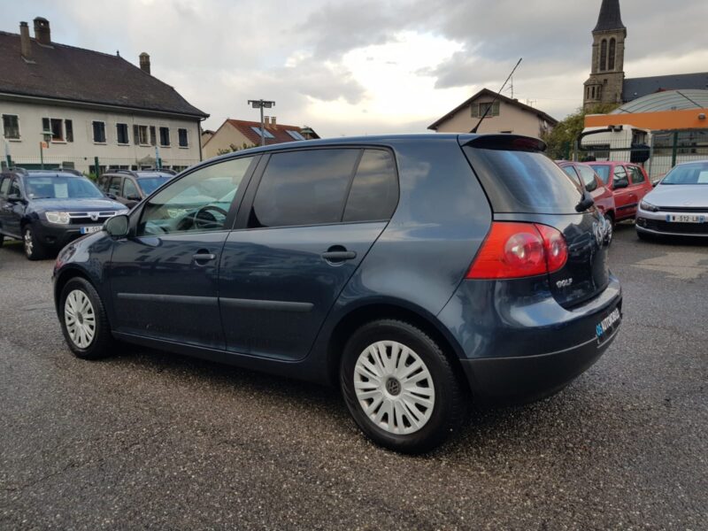 VOLKSWAGEN GOLF V 1.6i 102CV TRENDLINE