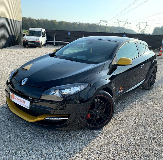 RENAULT MEGANE III Coupé REDBULL 2012