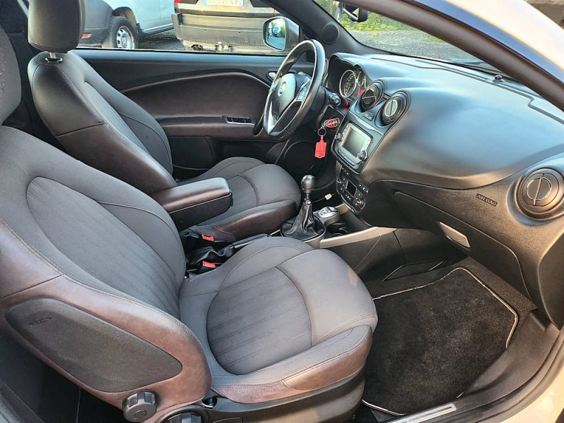 ALFA ROMEO MITO 105 cv 2016 93875 KM 