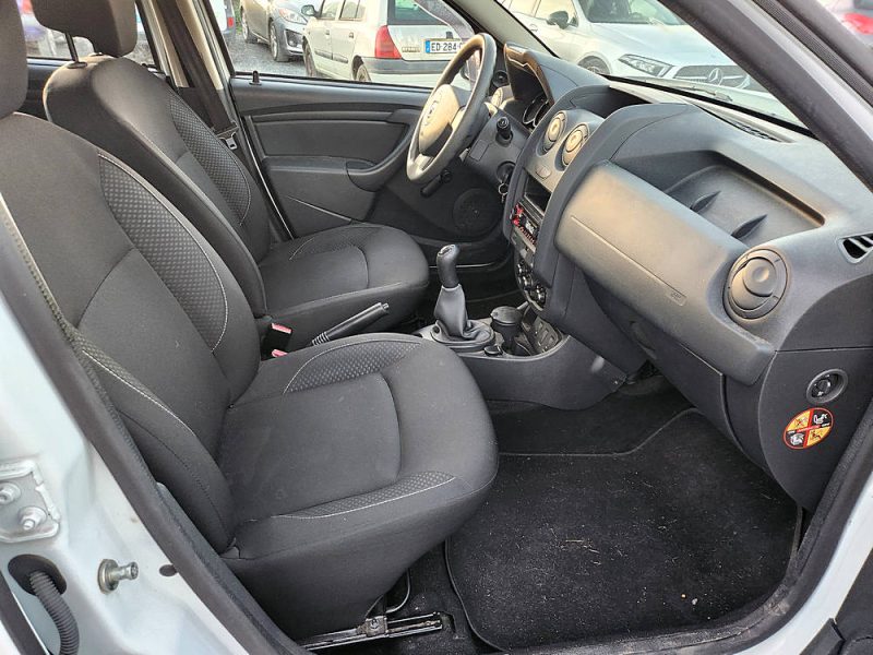 DACIA DUSTER 1.6 115CV SILVER LINE 2017 106500 KM 