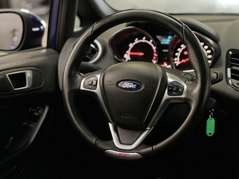 FORD FIESTA 1.6 EcoBoost ST 182CH