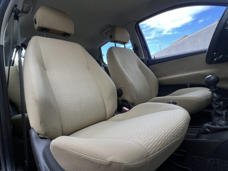 FIAT PUNTO II 1.2 60 Cv 1ERE MAIN / 58 200 Kms CLIMATISATION MODE CITY 5 PLACES - GARANTIE 1 AN