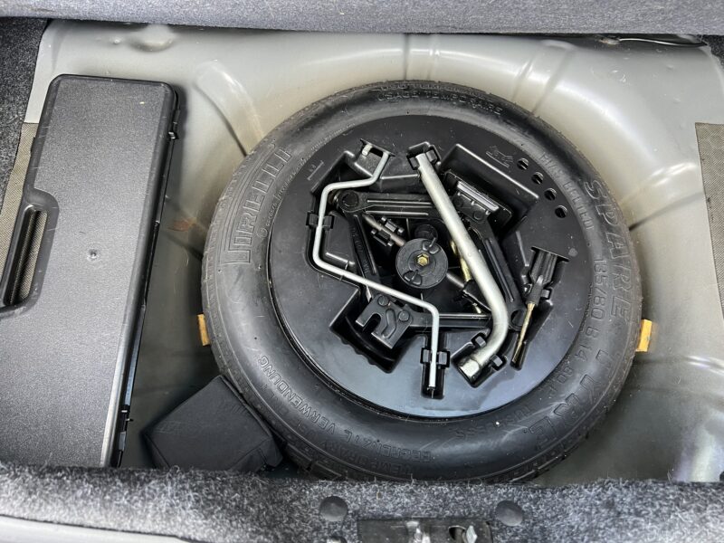 FIAT PUNTO II 1.2 60 Cv 1ERE MAIN / 58 200 Kms CLIMATISATION MODE CITY 5 PLACES - GARANTIE 1 AN