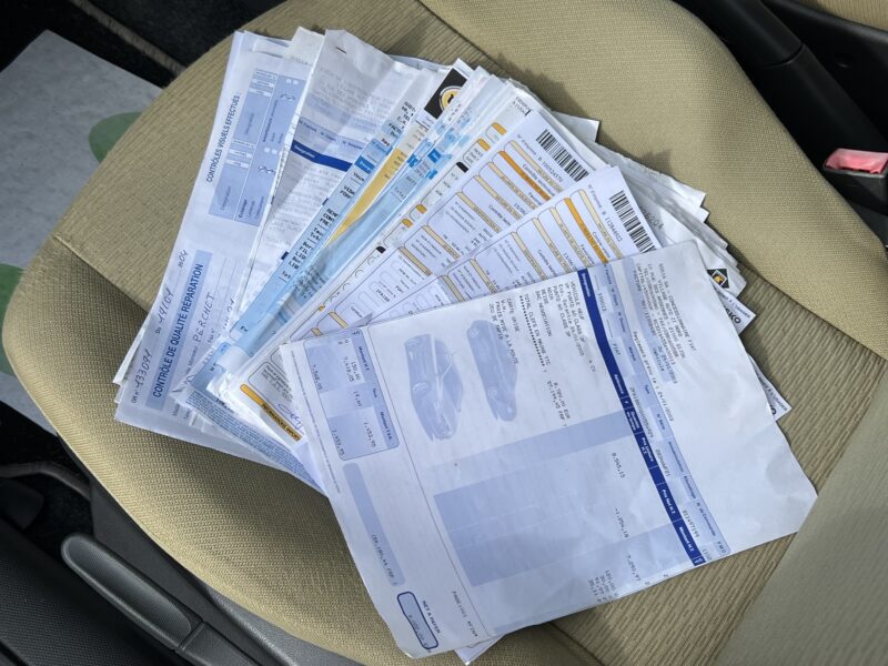 FIAT PUNTO II 1.2 60 Cv 1ERE MAIN / 58 200 Kms CLIMATISATION MODE CITY 5 PLACES - GARANTIE 1 AN