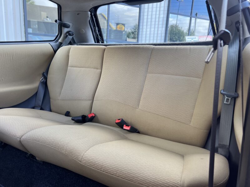 FIAT PUNTO II 1.2 60 Cv 1ERE MAIN / 58 200 Kms CLIMATISATION MODE CITY 5 PLACES - GARANTIE 1 AN