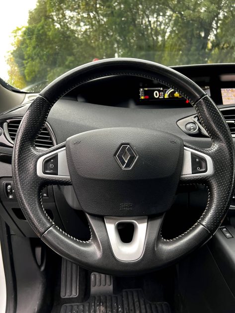 RENAULT SCENIC III 2013