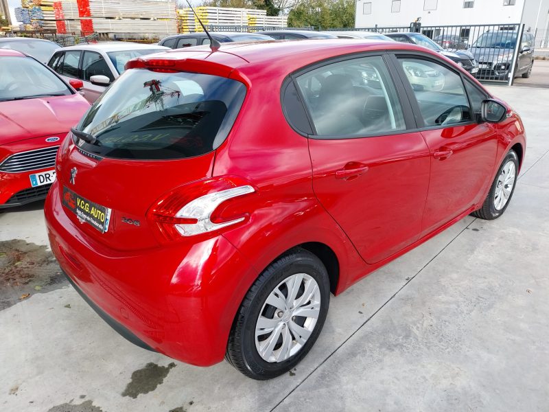 PEUGEOT 208 1.2 VTI 82 Active