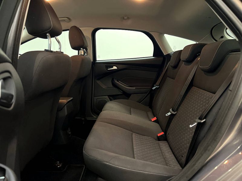 FORD FOCUS 1.0 SCTi 100ch EcoBoost Champions-Edition