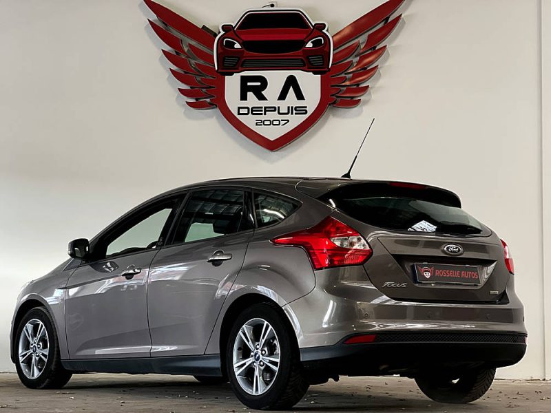 FORD FOCUS 1.0 SCTi 100ch EcoBoost Champions-Edition