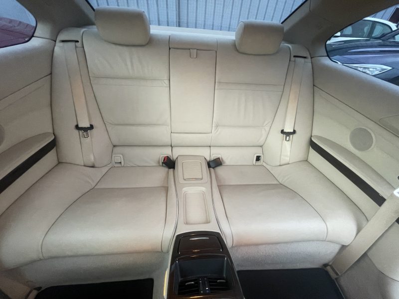 BMW Série 3 Coupé 2010