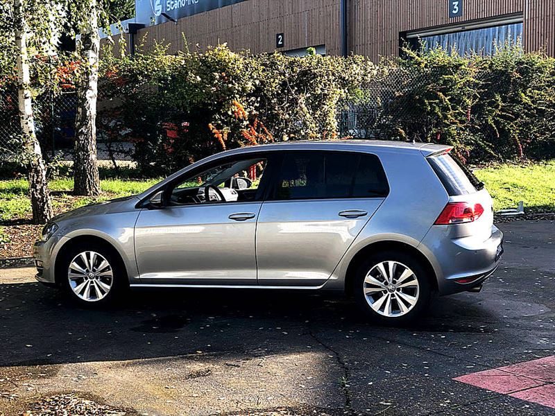 VOLKWAGEN  GOLF 2013