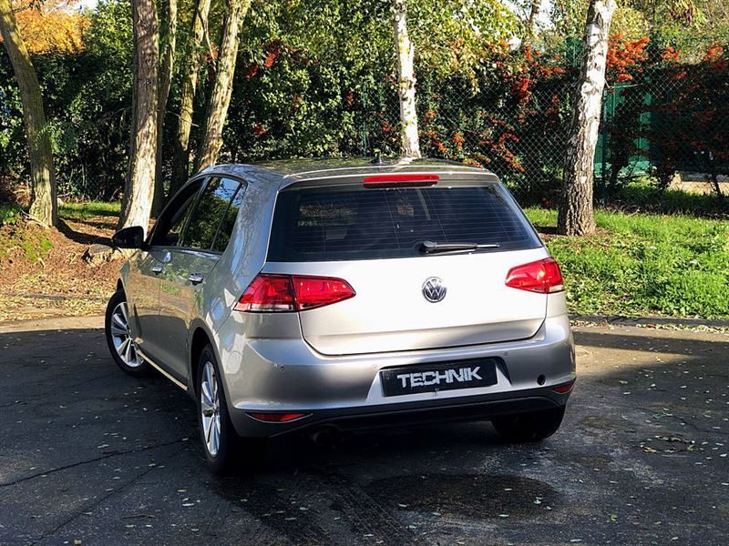 VOLKWAGEN  GOLF 2013