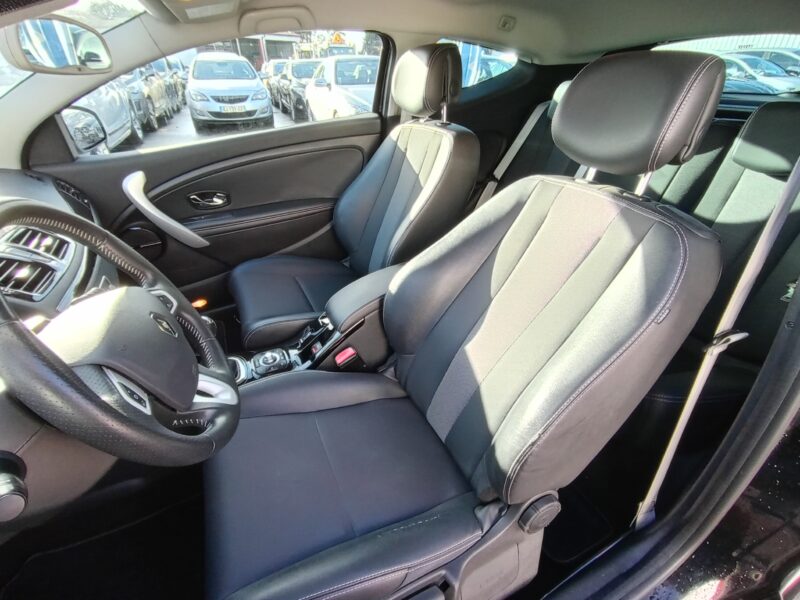 RENAULT MEGANE III CoupÃ© 2013