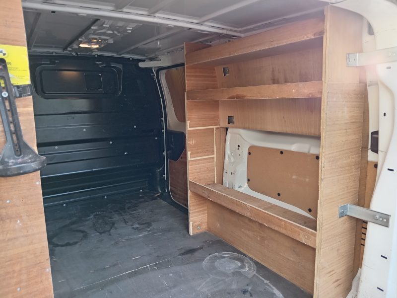 PEUGEOT EXPERT Camionnette 2018