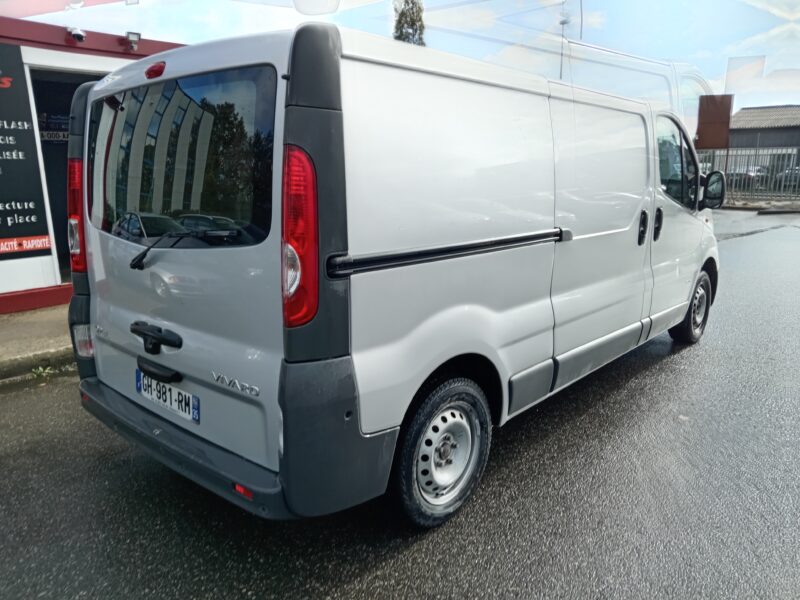 OPEL VIVARO A Camionnette 2011