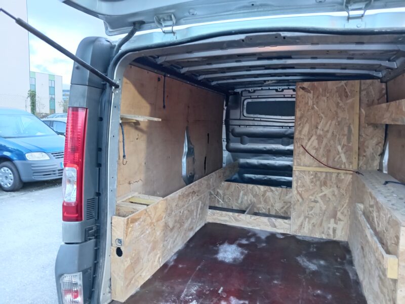 OPEL VIVARO A Camionnette 2011
