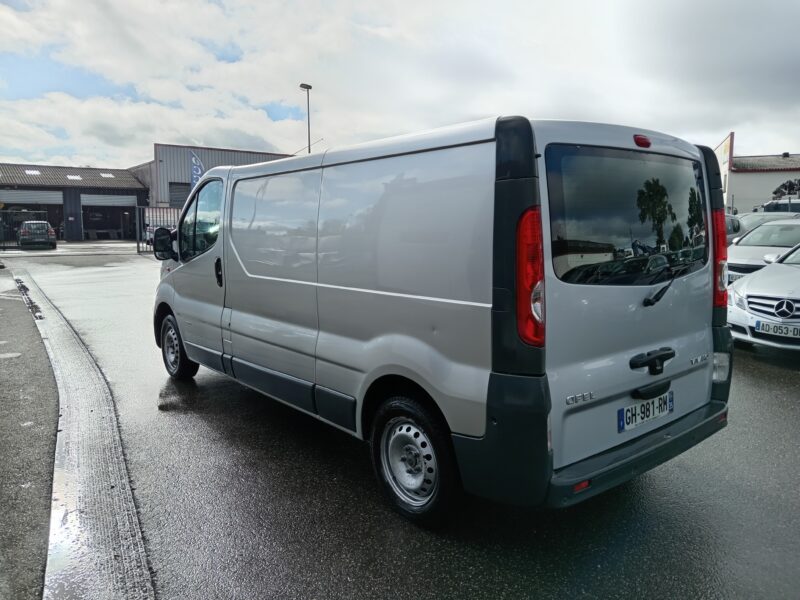 OPEL VIVARO A Camionnette 2011