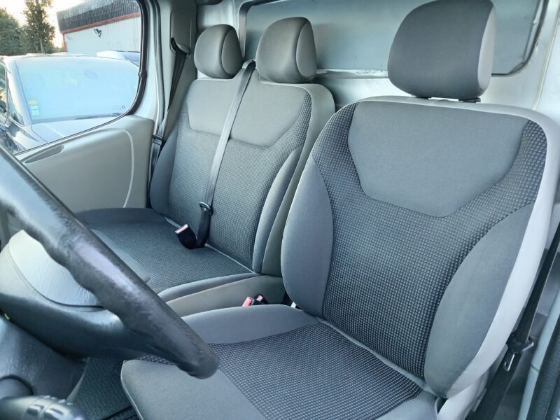 OPEL VIVARO A Camionnette 2011