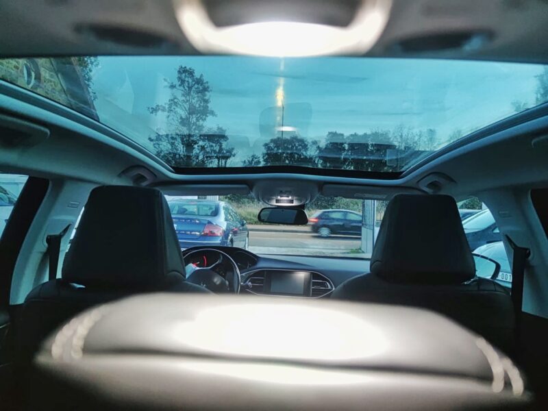 PEUGEOT 308 II 2016 féline 