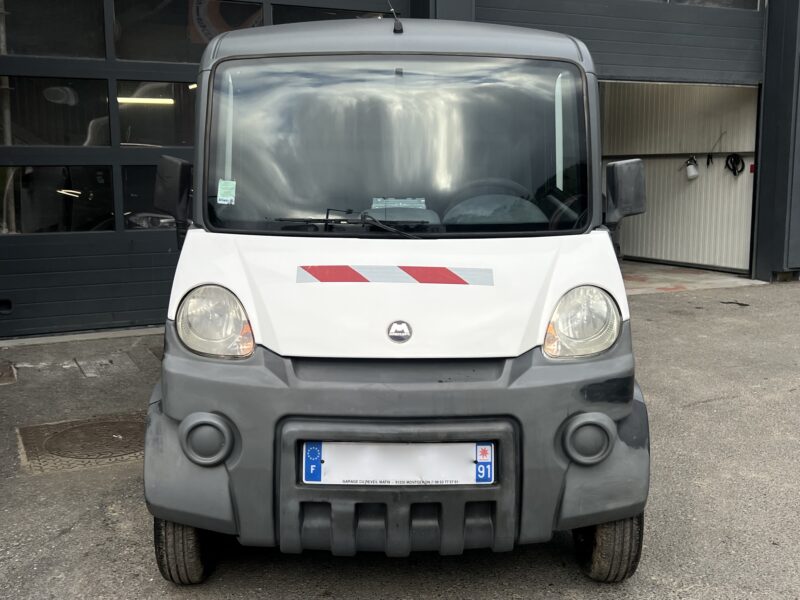 MEGA FOURGON UTILITAIRE SANS PERMIS / BOITE AUTOMATIQUE - Garantie 3 Mois