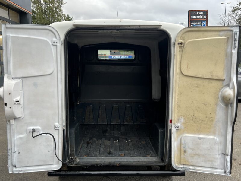 MEGA FOURGON UTILITAIRE SANS PERMIS / BOITE AUTOMATIQUE - Garantie 3 Mois