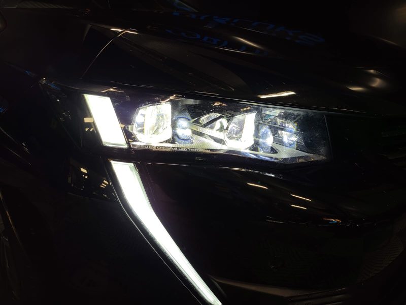 PEUGEOT 508 1.5 BlueHDI 130 cv ALLURE / BVA EAT8 / CARPLAY / CAMERA / LUMIERES D'AMBIANCES