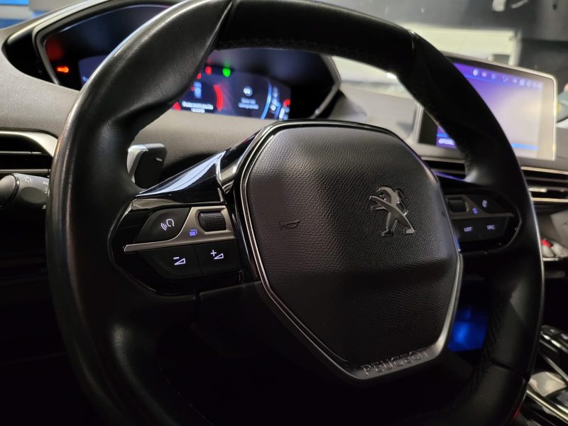 PEUGEOT 3008 1.5 BlueHDi 130cv EAT8 ACTIVE BUSINESS 1E MAIN SUIVI PEUGEOT CARPLAY / RADARS AV AR / V