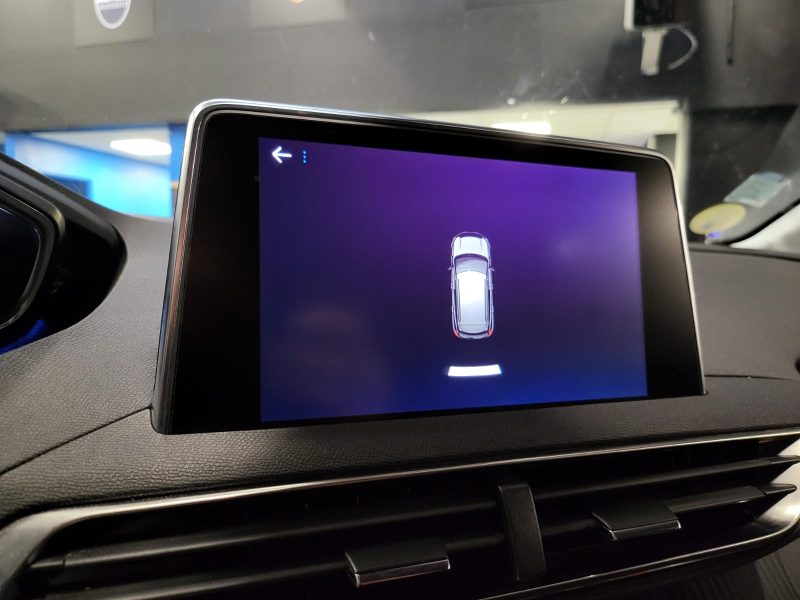 PEUGEOT 3008 1.5 BlueHDi 130cv EAT8 ACTIVE BUSINESS 1E MAIN SUIVI PEUGEOT CARPLAY / RADARS AV AR / V