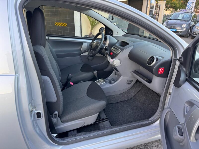 TOYOTA AYGO 1,0 CITY AUTOMATIQUE