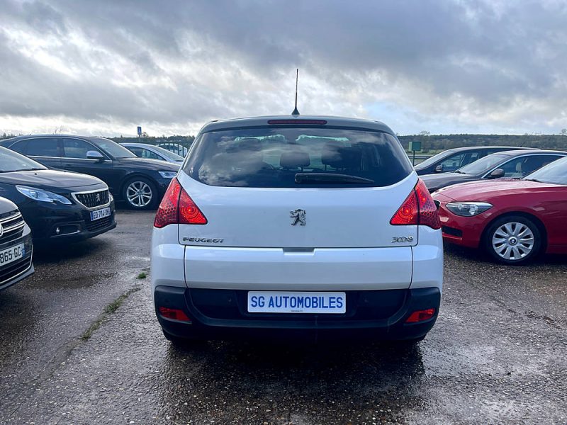 PEUGEOT 3008 Monospace 2011