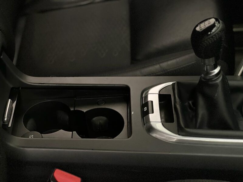 Land-rover DISCOVERY SPORT 2.0 TD4 150CH 4WD HSE