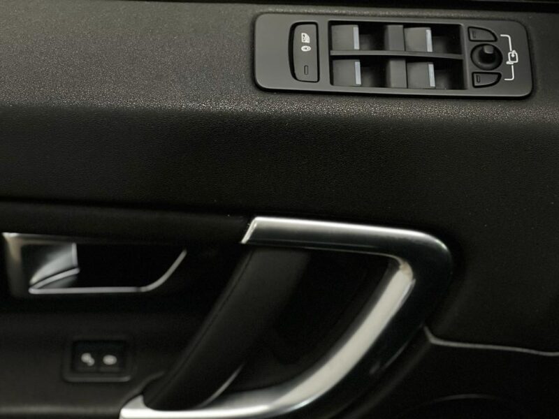 Land-rover DISCOVERY SPORT 2.0 TD4 150CH 4WD HSE