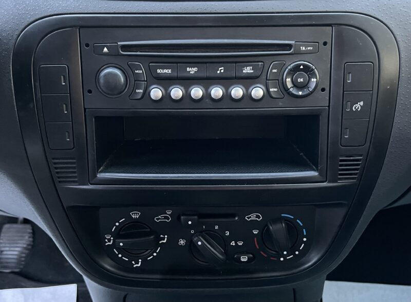 CITROEN C3 PHASE 2 1.1 60 Cv 31 700 Kms / 5 PORTES BLUETOOTH ORIGINE FRANCE - GARANTIE 1 AN