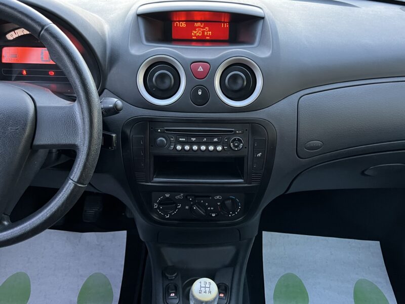 CITROEN C3 PHASE 2 1.1 60 Cv 31 700 Kms / 5 PORTES BLUETOOTH ORIGINE FRANCE - GARANTIE 1 AN